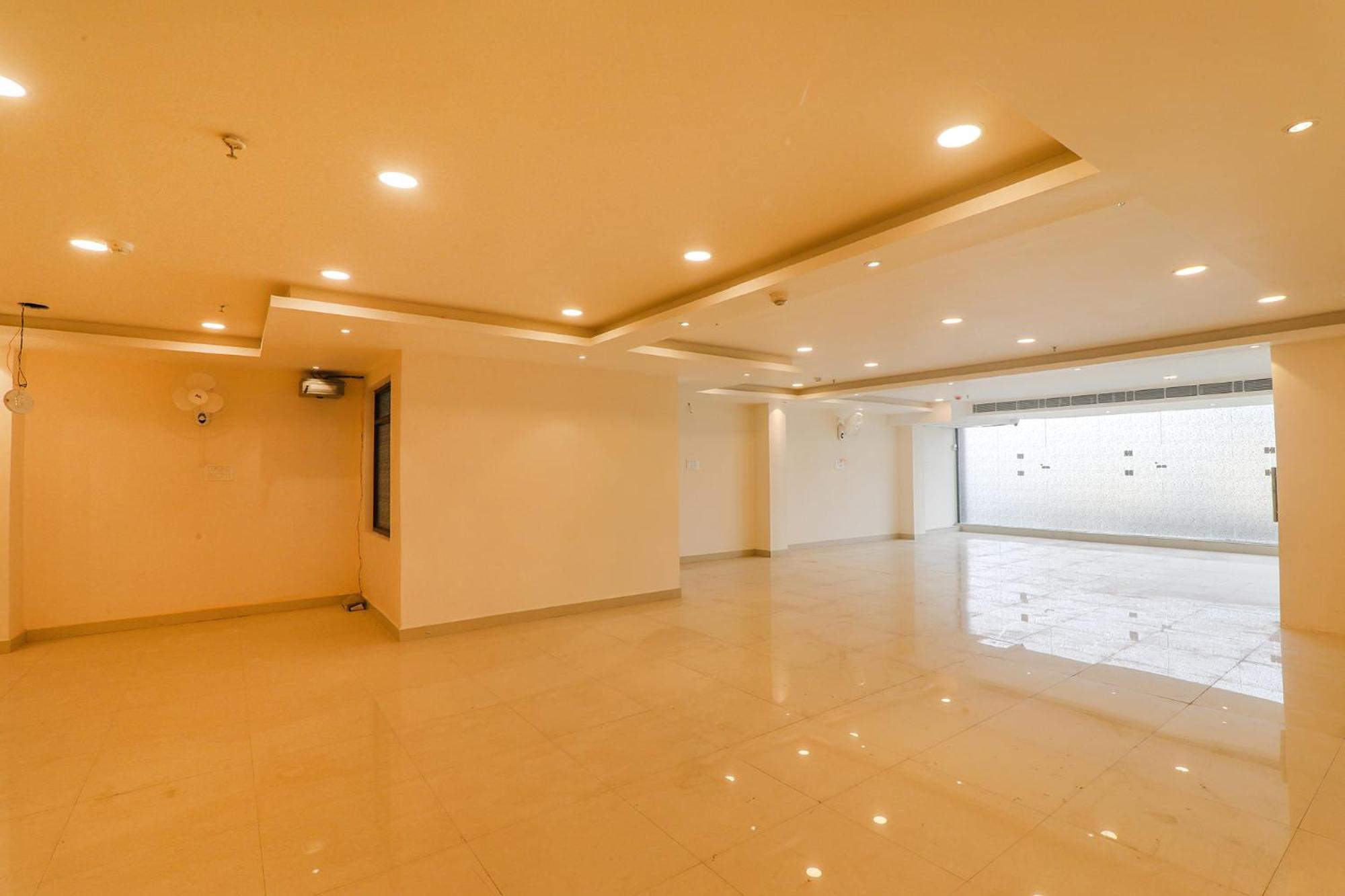 Fabhotel Rachna Palace And Banquets - Nr Lekhraj Metro Station Lakhnaú Exteriér fotografie